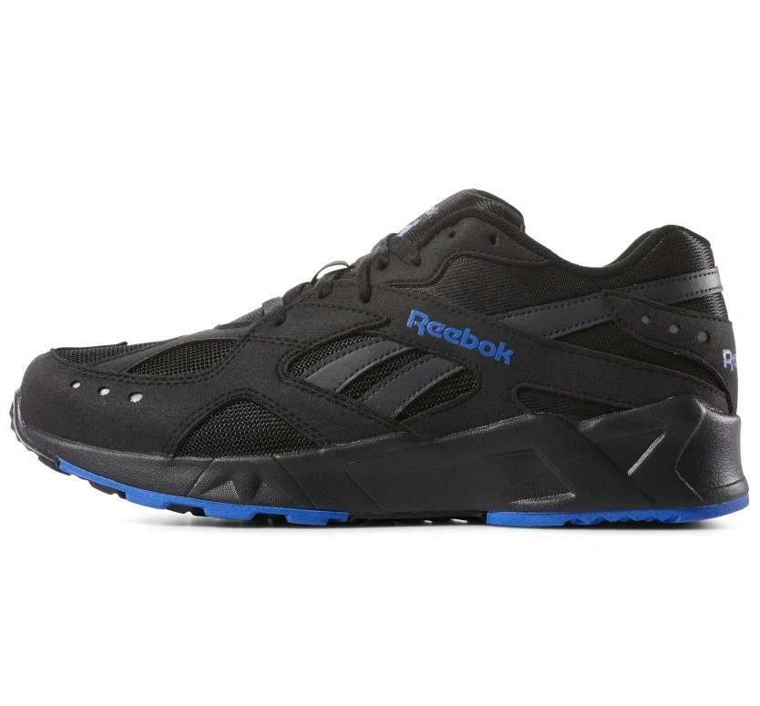 Reebok negras y blancas sales