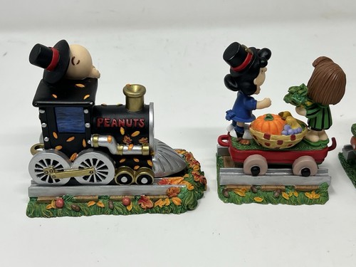 Danbury Mint Peanuts "The Thanksgiving Special" Zug Snoopy and Friends - Bild 11 von 15