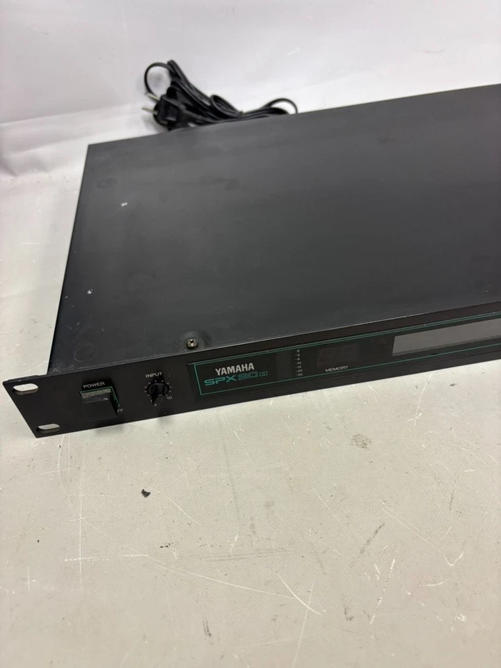 Yamaha SPX90II Multi Effects Processor Rack Reverb Delay Chorus from Japan Vint - Image 2 of 4
