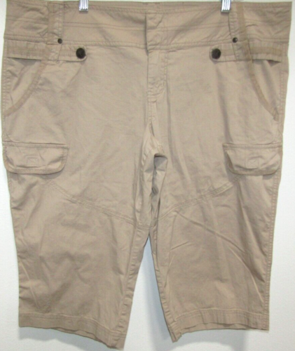 MAURICES LIGHT BROWN/KHAKI CROP CAPRI PANTS WOMENS PLUS SIZE 24