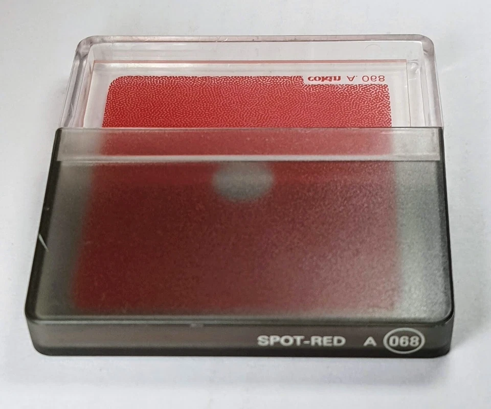 COKIN CREATIVE FILTER A SERIES SYSTEM A068 Red Center Spot Filter - Image 3 of 3