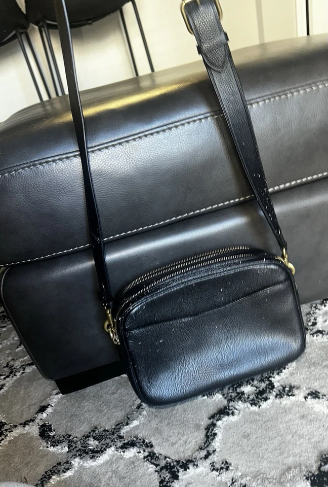 Bolso bandolera Coach Willow para cámara en latón y cuero negro Foto 3 de 4