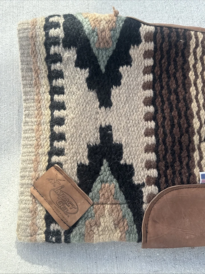 Almohadilla de silla de montar Horse Tack Impact Gel tejida superior nativa americana azteca occidental Foto 3 de 4