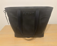 Lululemon SLNSH Large Black Tote Zip Closure ...