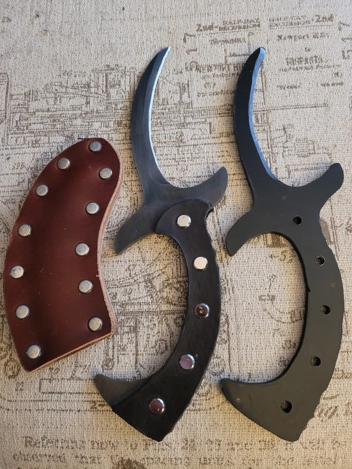 Cuchillo de hoja fija gancho de agarre hecho a mano artesanal Rcane Foto 2 de 4