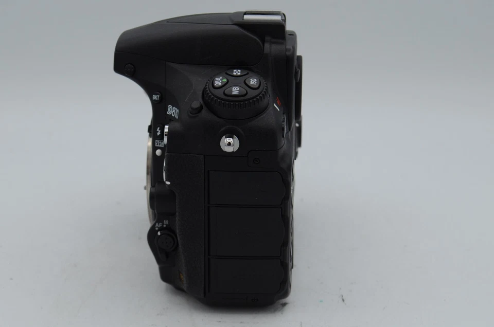 Nikon D810 DSLR Camera Body {36.3MP} (With Battery & Charger) - Image 3 of 4