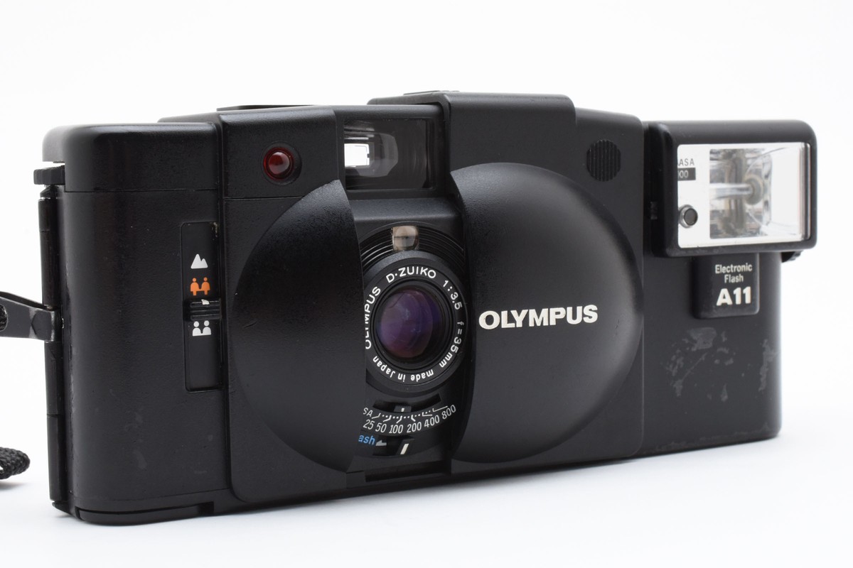 【良品】OLYMPUS XA A11 F-ZUIKO 35mm 2.8 #J03 Exc.]OLYMPUS XA2 35mm Film Camera w/ D.ZUIKO 35mm f/3.5 +