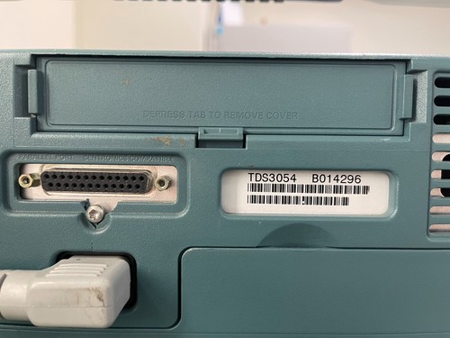 Tektronix TDS3054 Oscilloscopio, 4CH, DPO, 5GSa/s, SPC Autotest PASSATO_ 4296 - Foto 15 di 15