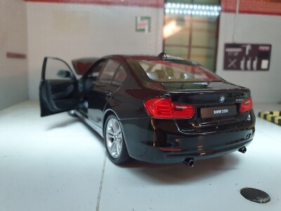 BMW 3 Series 335i Black F30 2015 24039 1:24 Very Detailed Welly G