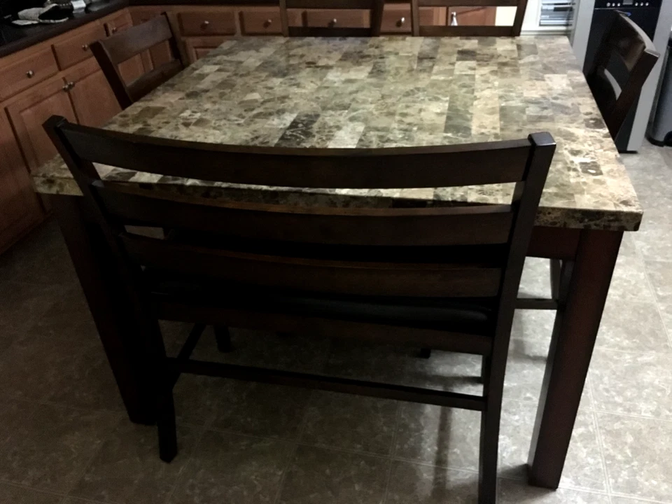 Juego de mesa y sillas de comedor de mármol (parte superior alta) Foto 4 de 4