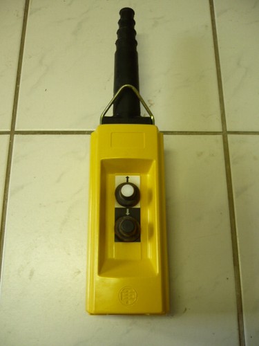 Schneider Hängetaster Steuerflasche Handsteuerung Kransteuerung Hebebühne XACB02 - 第 3/4 張圖片
