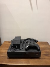 Microsoft XBOX ONE Console 500GB with 17 Games and Controller