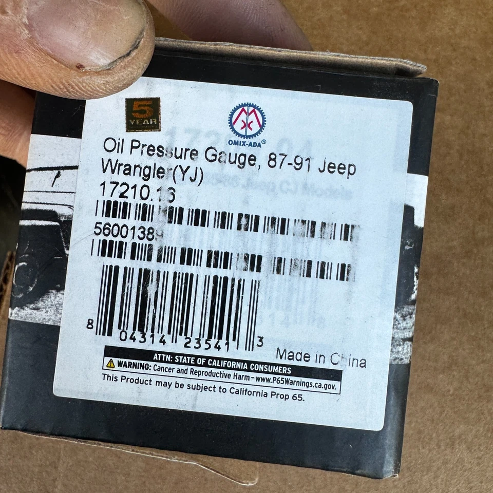 Omix-Ada 17210.16 Engine Oil Pressure Gauge Black/White for 87-91 Jeep Wrangler - Image 3 of 3