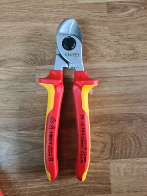 KNIPEX Kabelschere 1000V-isoliert (165 mm) 95 16 165