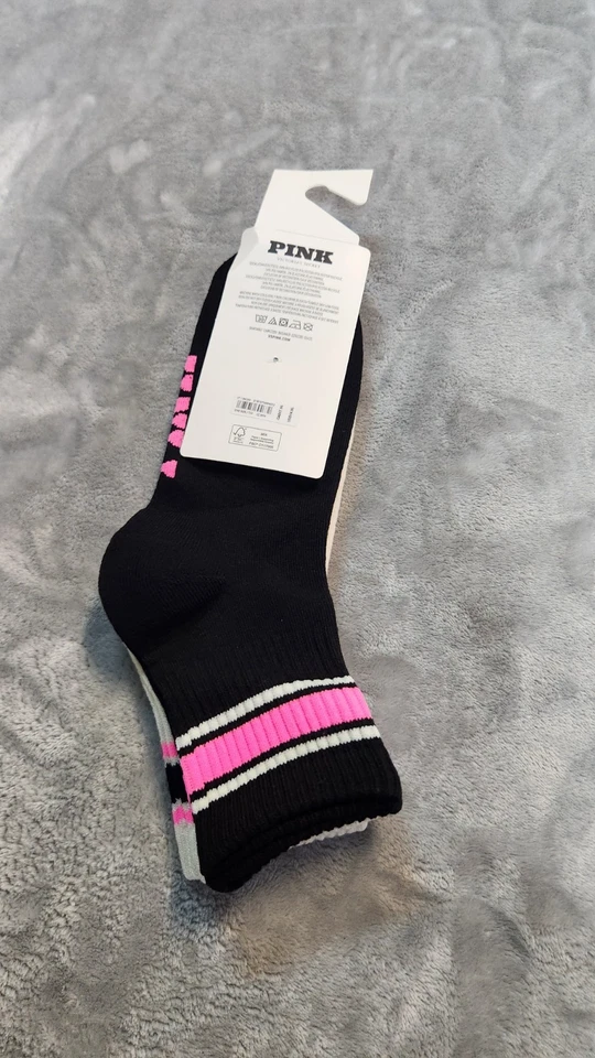 Paquete de 2 calcetines Victoria's Secret talla única blanco negro nuevos con etiquetas Foto 3 de 4