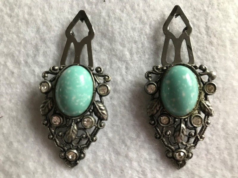 Vintage J N C Pair of Dress Clips