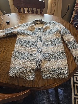 Women's Cardigan Sweater Size Medium Beautiful.  New With Tags