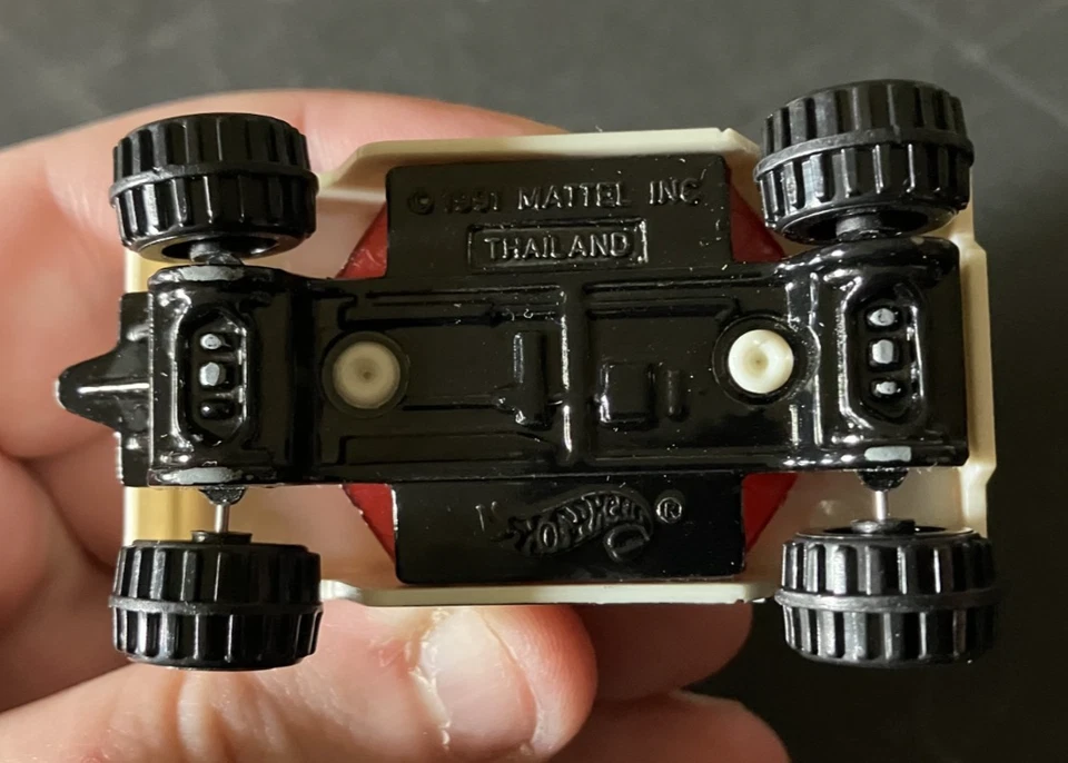 White Zebra Jungle Hummer H1 - 1998 Hot Wheels Blue Card #858 1:64 Diecast - NM - Image 3 of 4