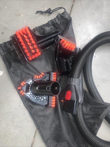 Bissell Proheat 2X Trampero de Manchas, Herramienta de Manchas para Mascotas, Herramienta de Cepillo y Manguera con Bolsa - Imagen 3 de 6