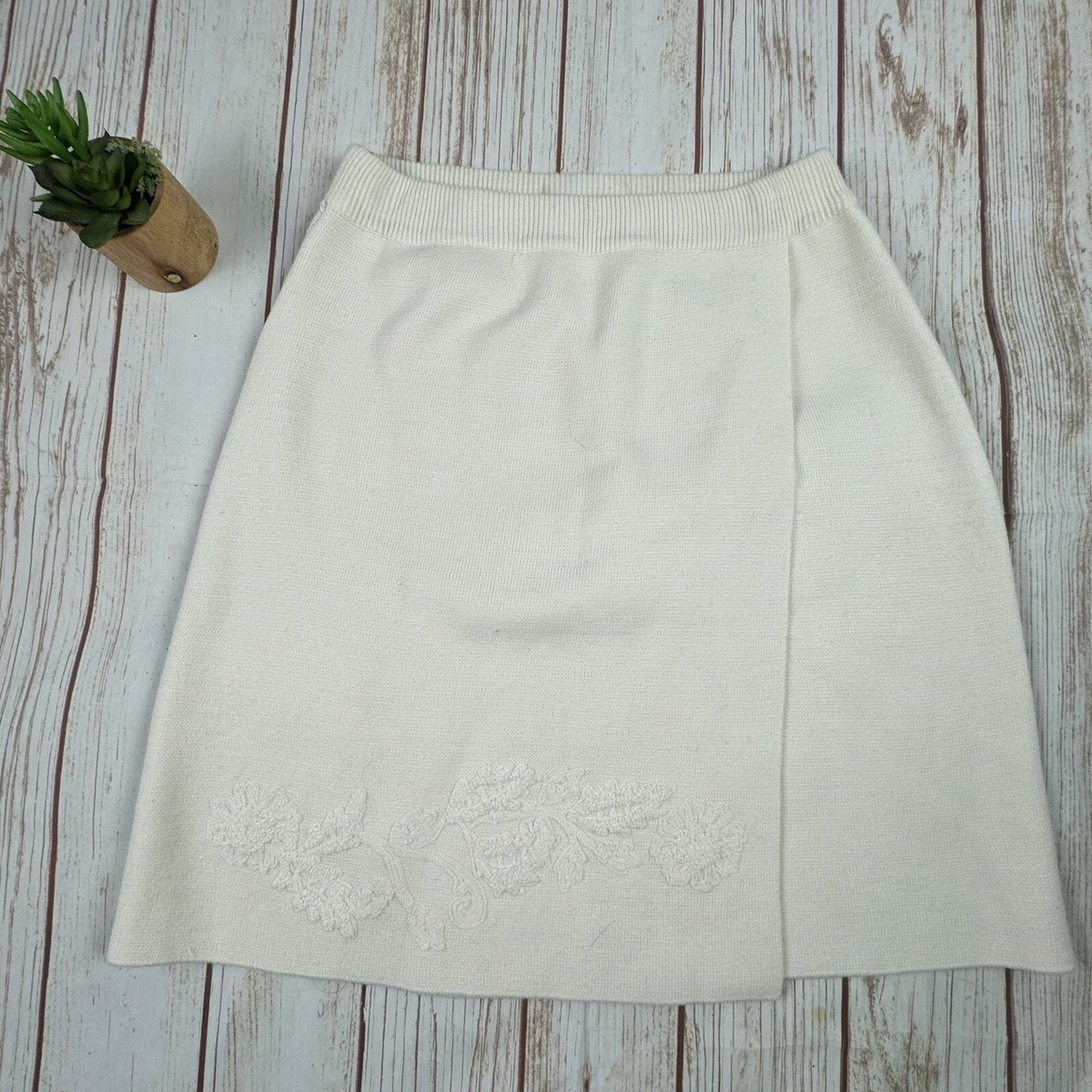 Newport News Floral Embossed Ivory Faux Wrap Sweater Skirt - M/L