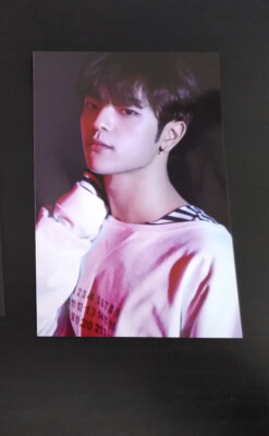 Woojin Stray Kids Clé: 2 Yellow Wood Post Card Pre Order
