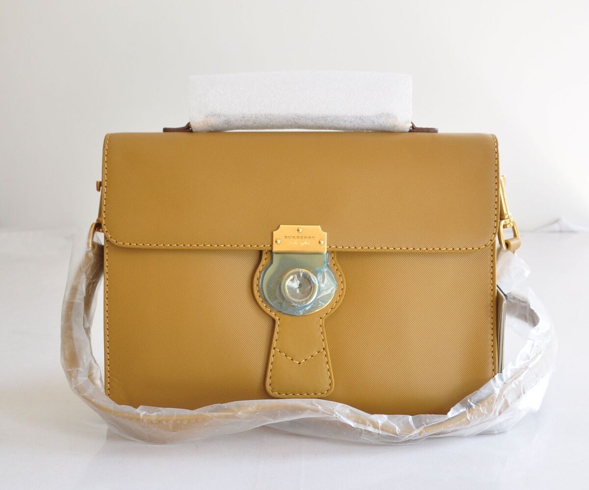 BNWT BURBERRY Leather Dk88 Satchel/Document Case/Crossbody BNWT BURBERRY Leather Dk88 Satchel/Document Case/Crossbody