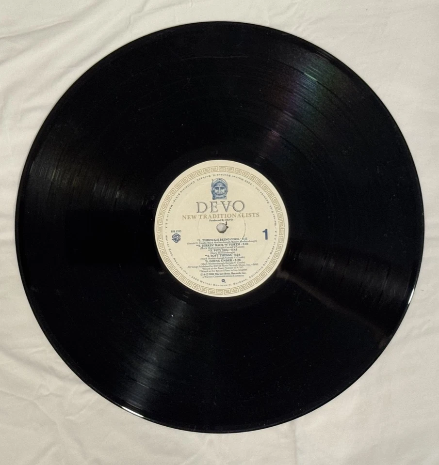 DEVO New Traditionalists LP 1981 ALBUM 3595 1st - VG + Poster & Bonus 45 Record - Image 2 of 4