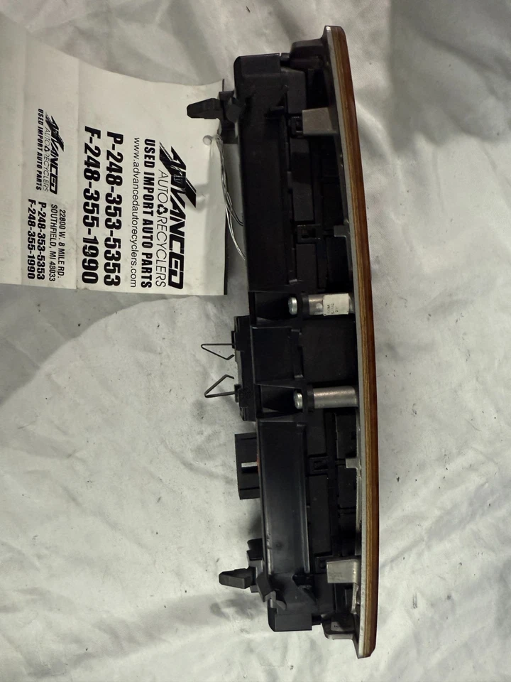 Interruptor de control del tablero central OEM Mercedes W209 CLK320 CLK550 1998-2009 Foto 3 de 4