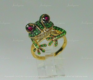 Authentic 2Ct Lab Created Round Emerald & Ruby 14K Yellow Gold Plated Frog Ring Gift