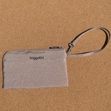 Baggallini Zipper Wristlet RFID Card Holder Small Pouch