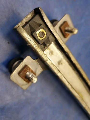 93-02 CAMARO FIREBIRD DOOR GLASS WINDOW VERTICAL TRACK LH OR RH W/ HARDWARE - Picture 6 of 6