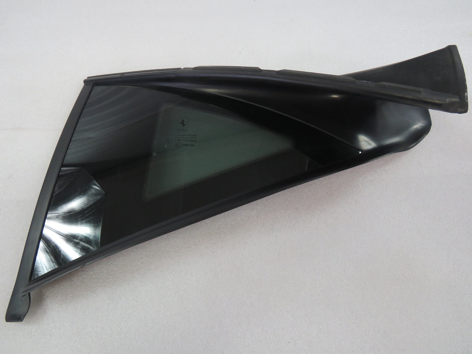 Ferrari 458 Italia, Coupe, LH, Rear Quarter Glass, Dmg, Used, P/N 82746900