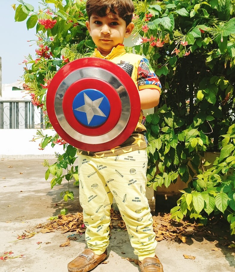 How Big Is Captain America S Shield In The Mcu Universe - Infoupdate.org How Big Is Captain America S Shield In The Mcu Universe - Infoupdate.org