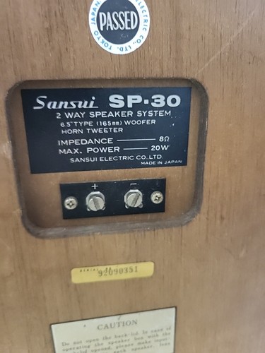Vintage Sansui SP-30 Bookshelf Speakers - Picture 11 of 13