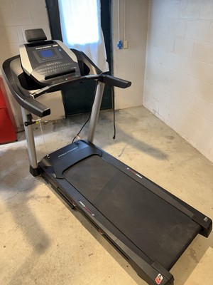 Used Treadmill) Pro-Form Proshox 2 Black Gently Used - Good