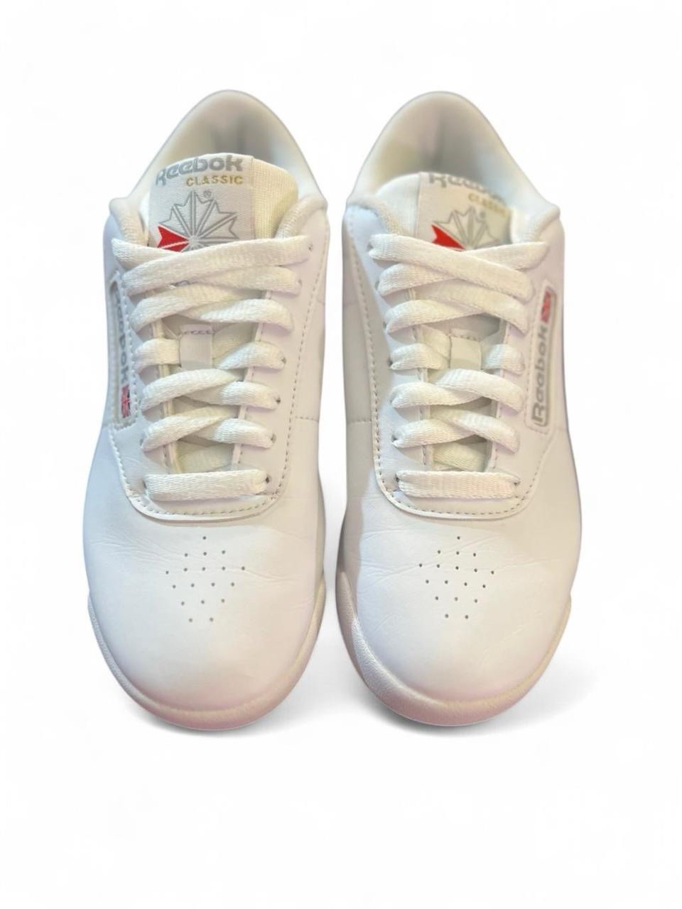 Reebok Classic Women's White Leather Low Top Sneakers Lace Up Breathable