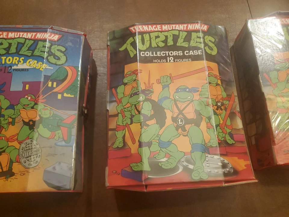 复古忍者神龟 - 收藏盒 1988 年和 1991 年 3 件装 — 第 3/4 张图片