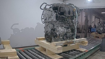 2017 Nissan Sentra 1.8L Engine Complete Assembly FWD OEM 82K Miles Silver
