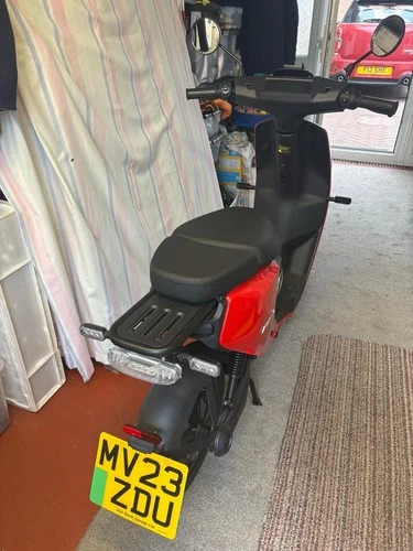Super Soco CU Mini Moped - Picture 2 of 4