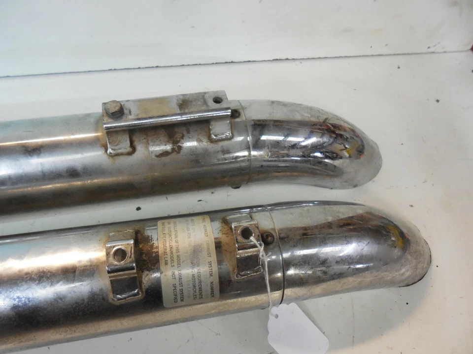 Par de silenciadores de tubo de escape cromados Harley Davidson 65257-89B FLT FLHT Foto 4 de 4