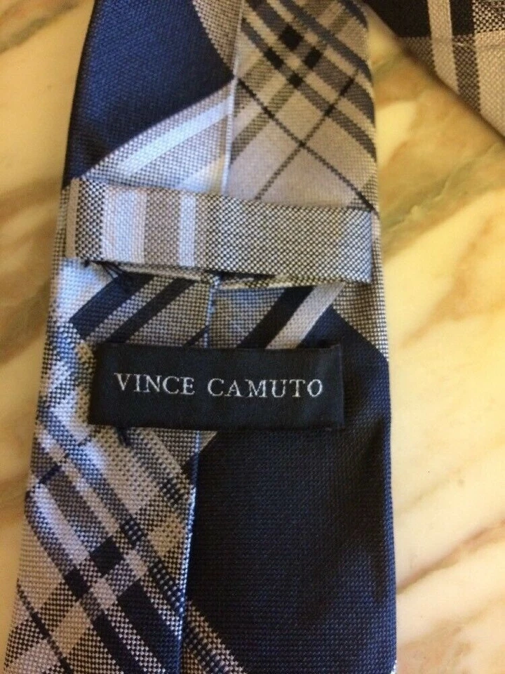 Vince Camuto Mens Blue Gray Plaid 100% Silk Tie - Imagem 4 de 4