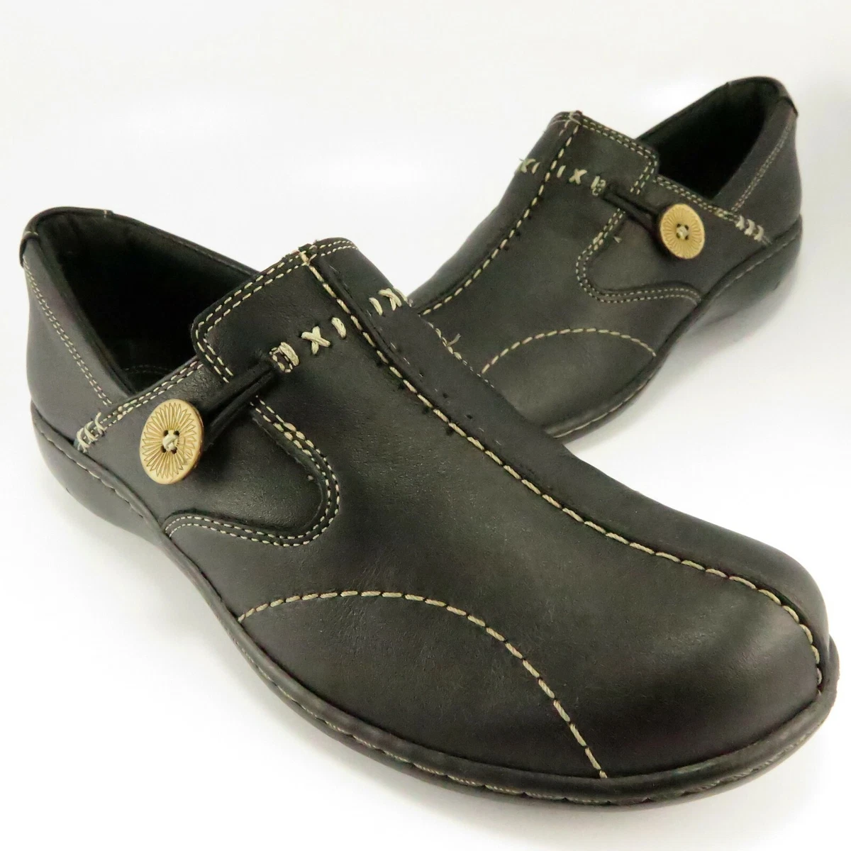 Clarks Split Toe Loop Moccasins Womens Size 7.5M Black Leather