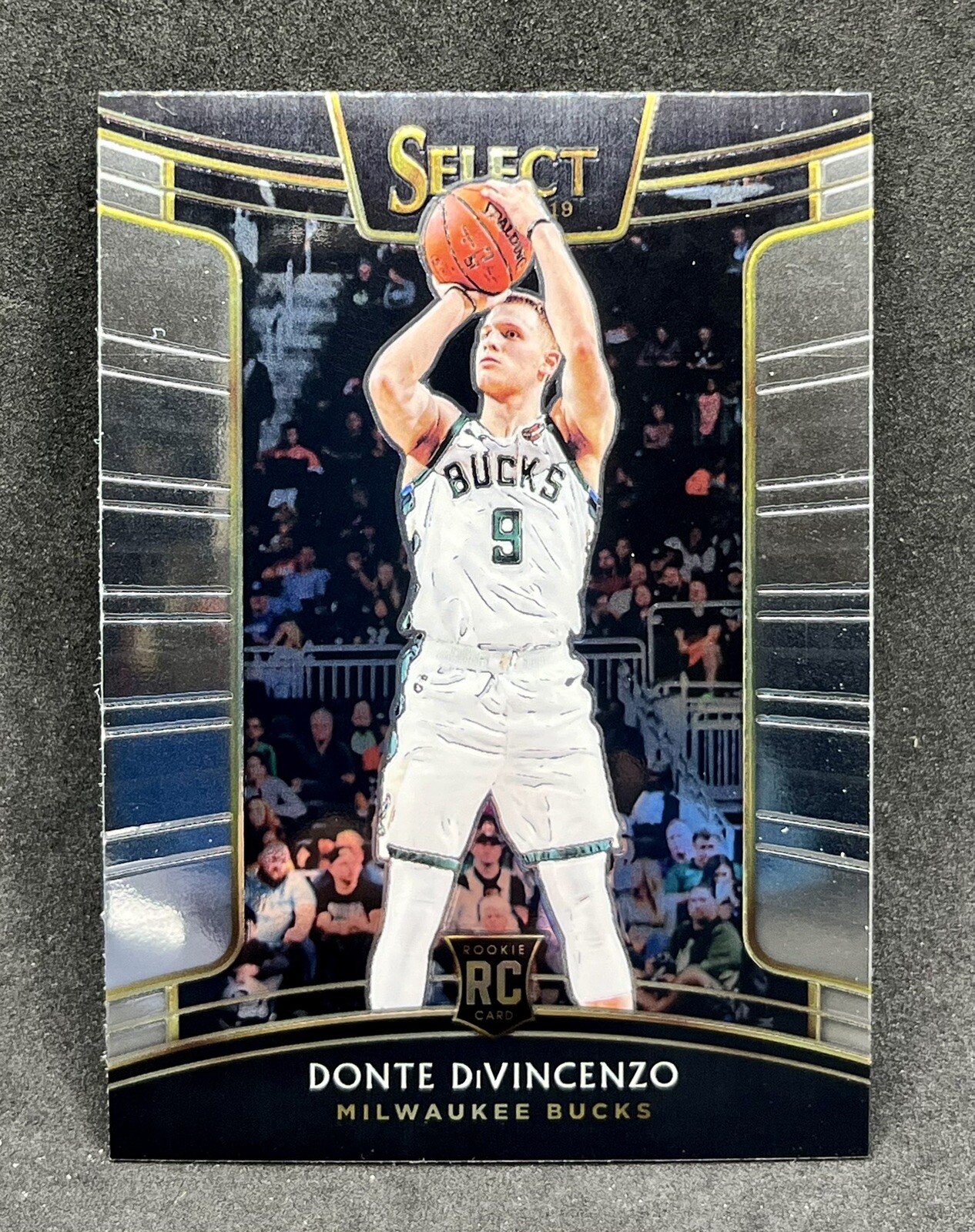 2018-19 Panini Select #67 Donte DiVincenzo Rookie RC  Bucks Wolves