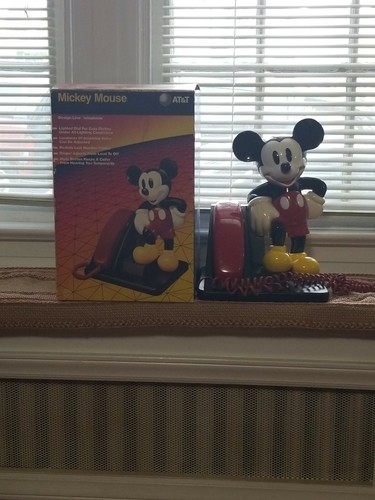 VINTAGE DISNEY MICKEY MOUSE AT&T CORDED TOUCH TONE TELEPHONE (With Box). - Picture 2 of 10