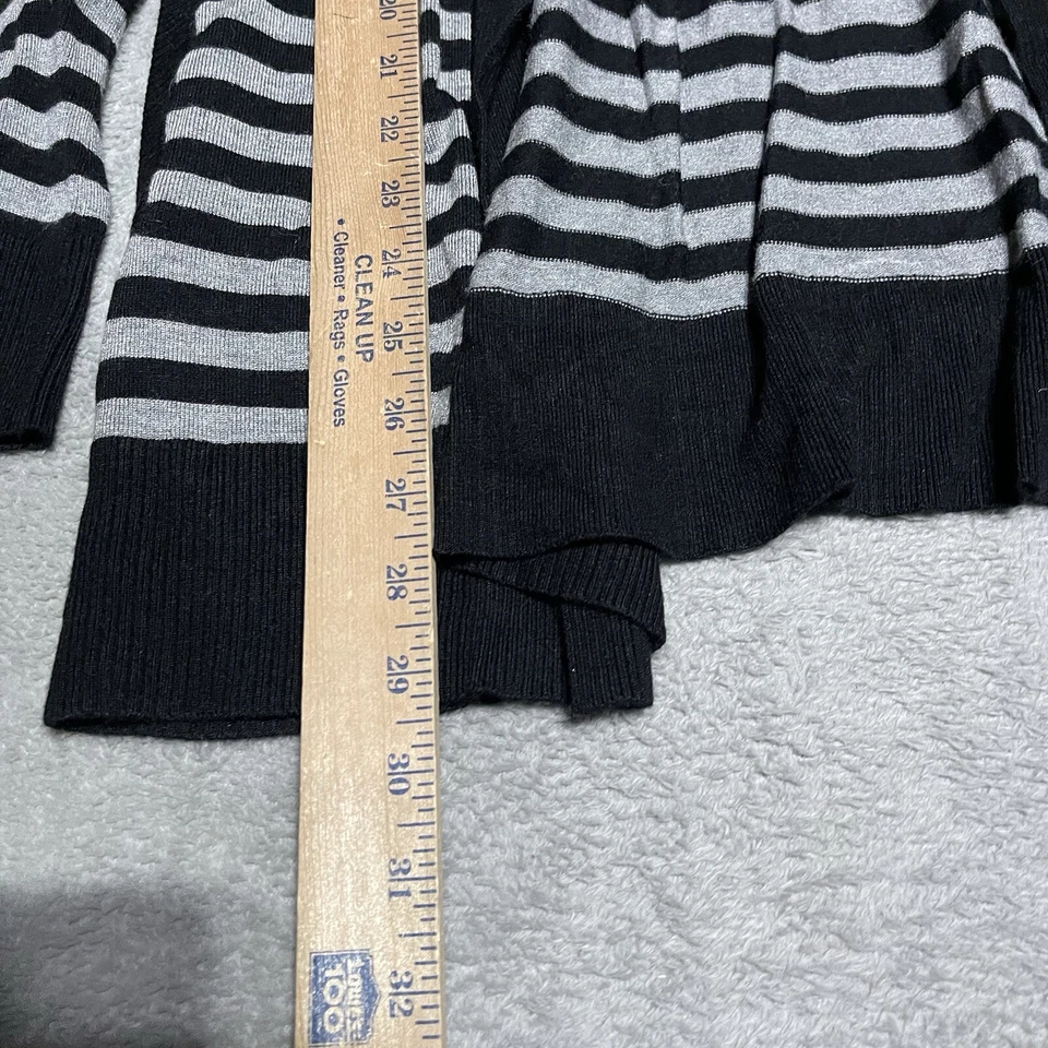 White House Black Market 毛衣女式中号开襟开衫黑色灰色 — 第 3/4 张图片