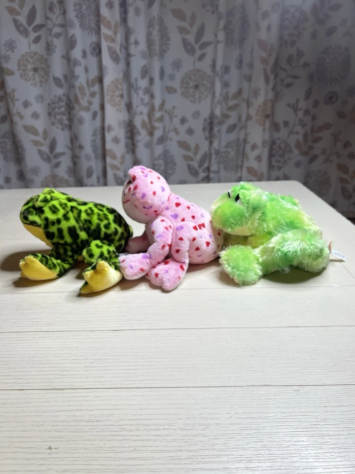 Ganz Webkinz Lot Of 3 Frogs Tie Dye Valentine Bullfrog No Codes 7” - Image 2 of 4
