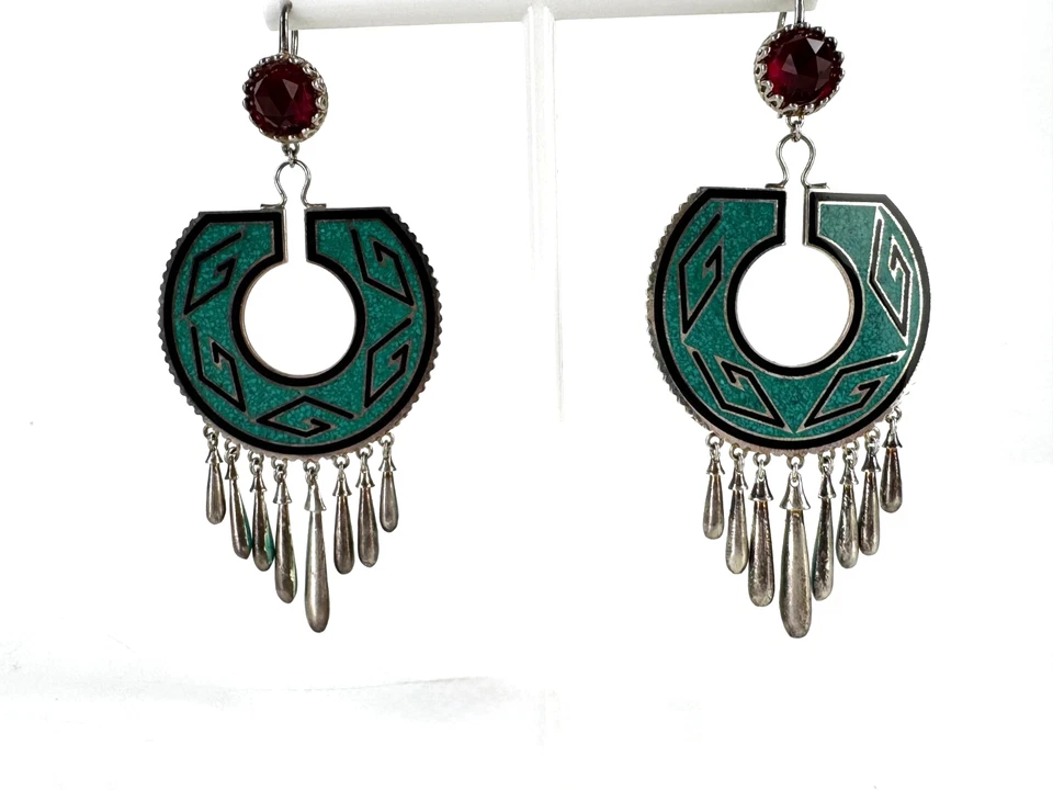 Gucci $1,550 Auth Enamel Synthetic Ruby Geometric Garden Drop Earrings Silver - Image 2 of 4