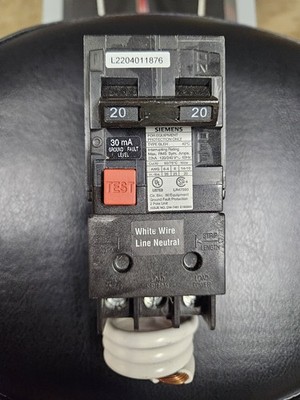 ITE SIEMENS BE220H  22K Equipment Ground Fault Protection Circuit Breaker
