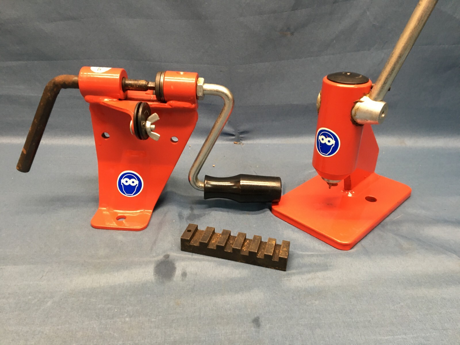 Bench Mount Chainsaw Chain Breaker & Rivet Spinner Tool Set eBay