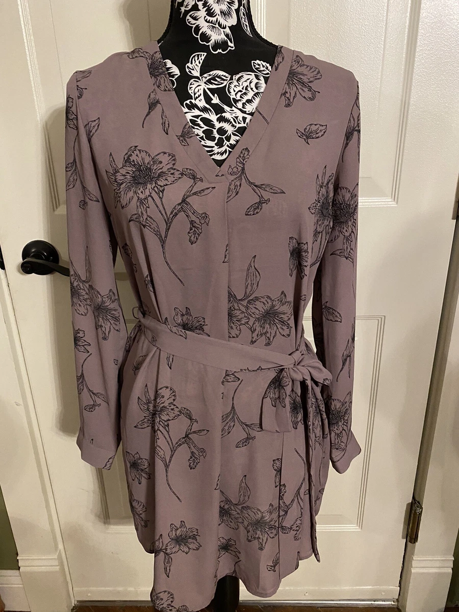 chinese dress ladies Forever 21 Nude Maxi Dress with White Embroidered Lace- Size S – The Saved  Collection main image 1
